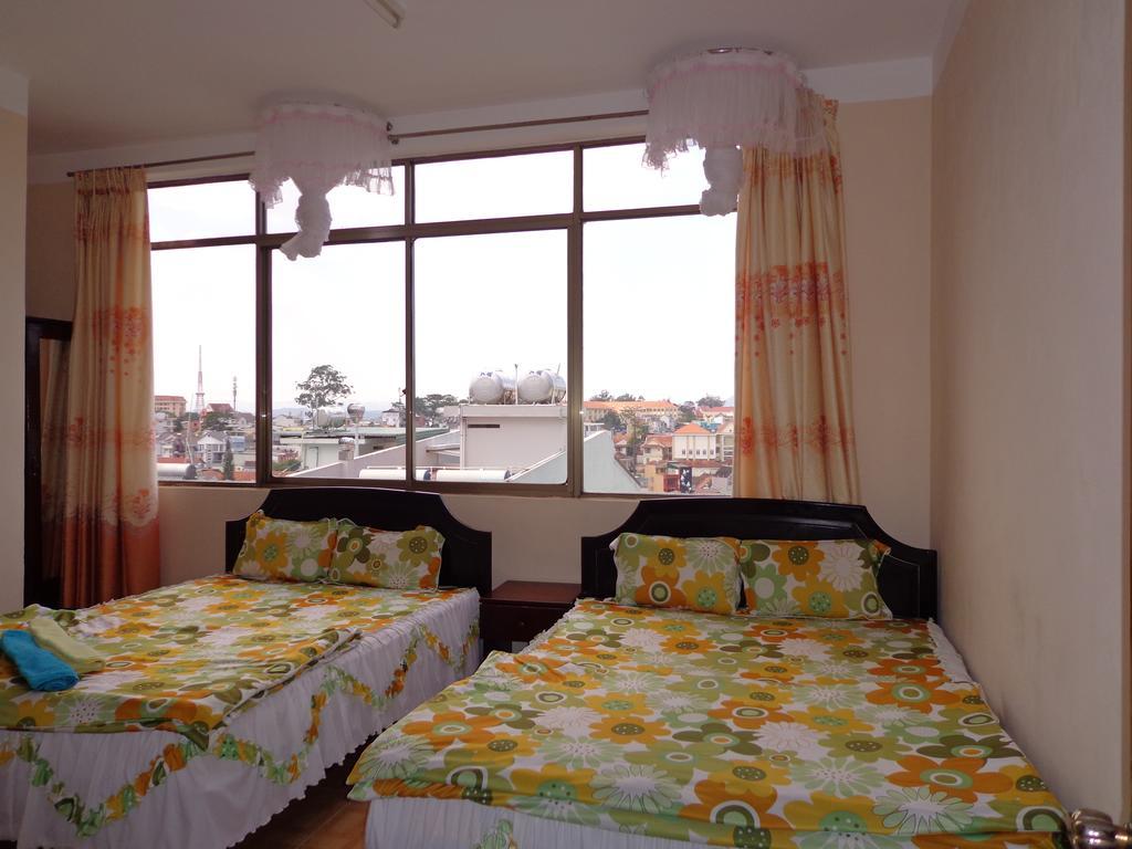 Phuong Tung Hotel Dalat Eksteriør bilde