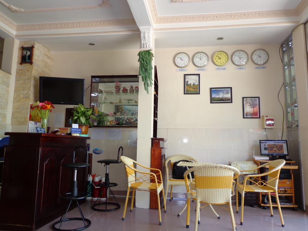 Phuong Tung Hotel Dalat Eksteriør bilde