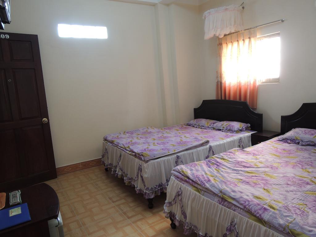 Phuong Tung Hotel Dalat Eksteriør bilde